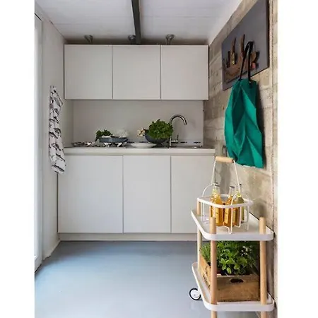 Loft Due Livelli Di Design Pubblicato Su Riviste Architettura Con Due Posti Auto Apartment