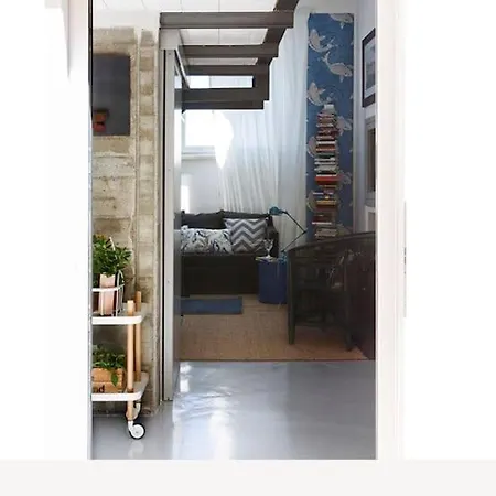 Loft Due Livelli Di Design Pubblicato Su Riviste Architettura Con Due Posti Auto *